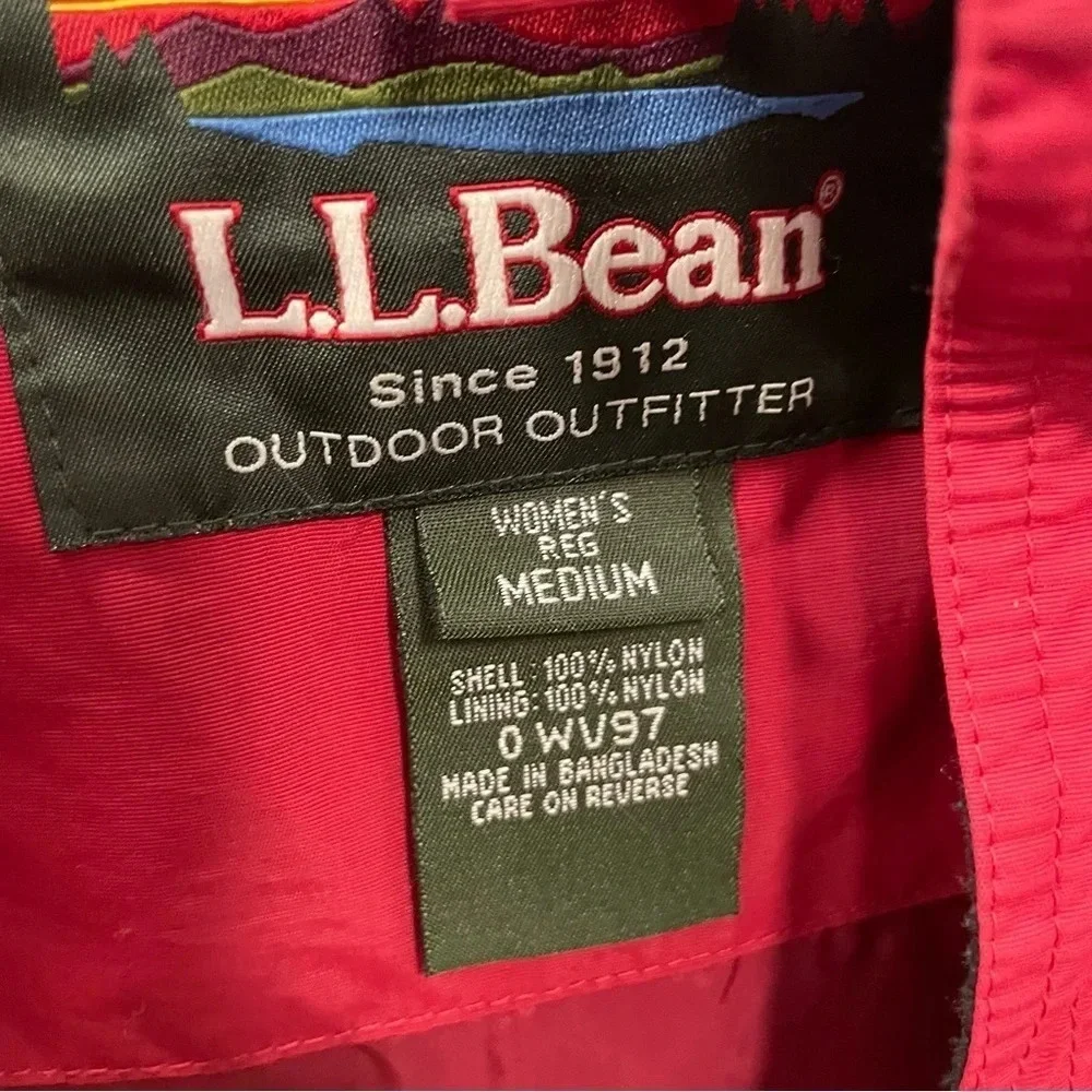 L.L. Bean women’s rain jacket shell lightweight two toned red